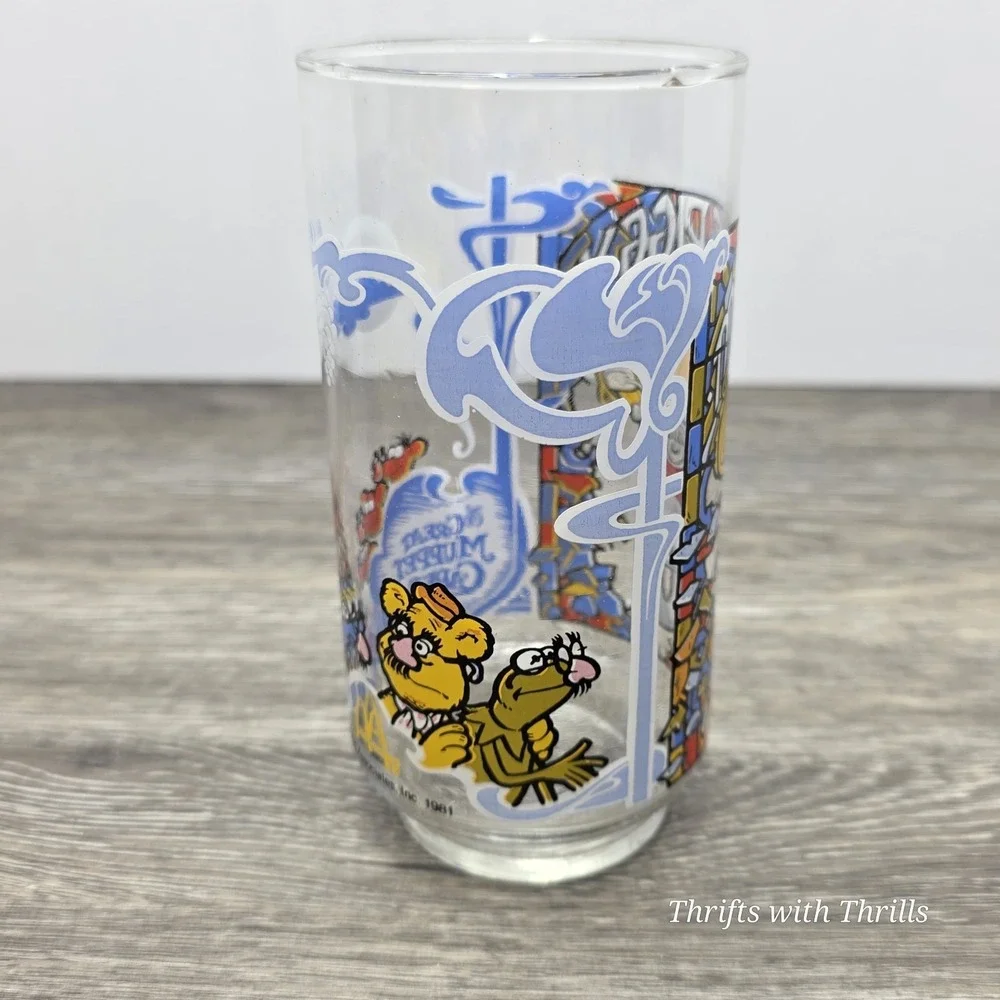 Vintage 1981 McDonalds Miss Piggy The Great Muppet Caper Glass Cup Tumbler